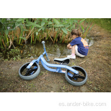 Bicicleta sin pedales para niños